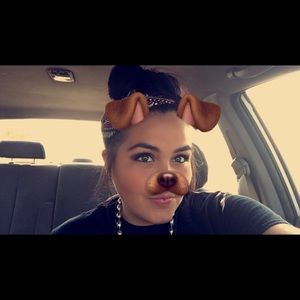 Meet your Posher, Reese